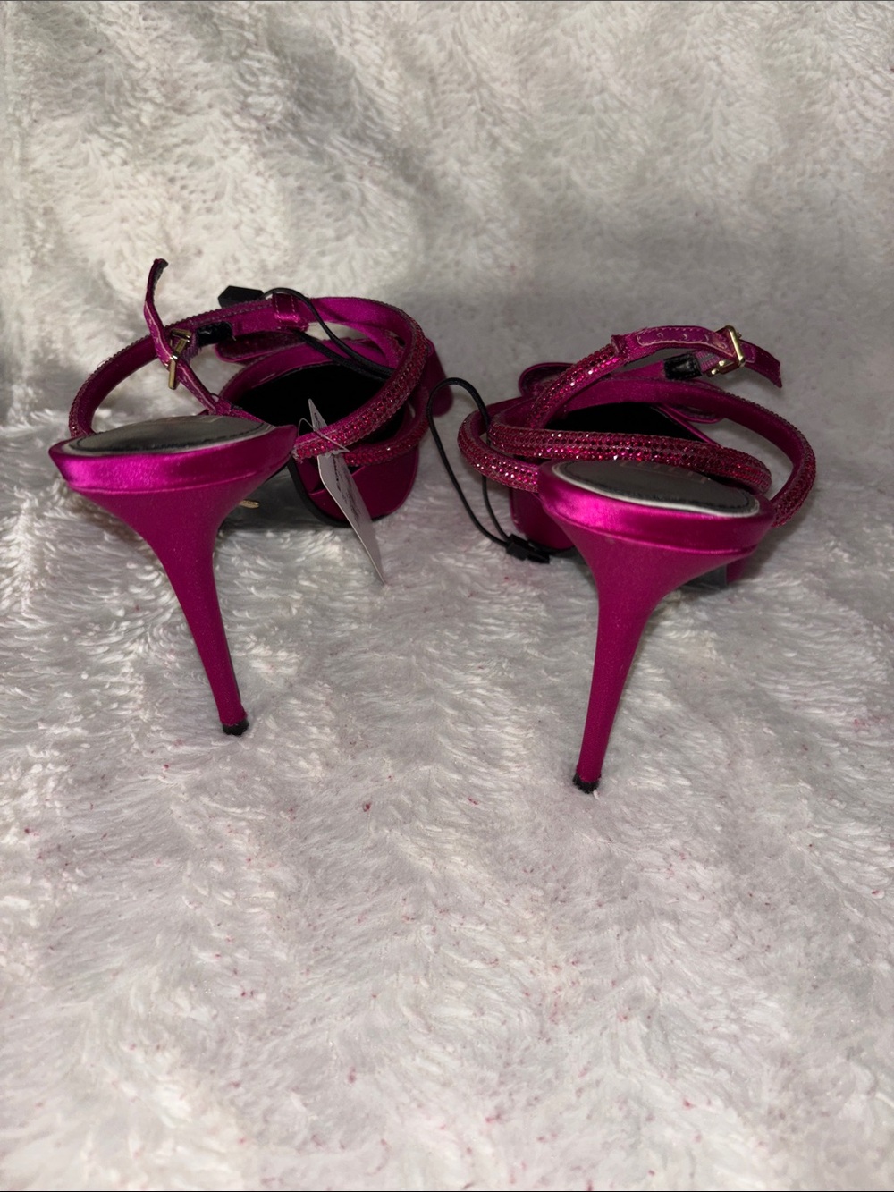 Missing one bling Express Women's Magenta Satin Pointed Toe Bow Slingback Heels - Picture 5 of 14